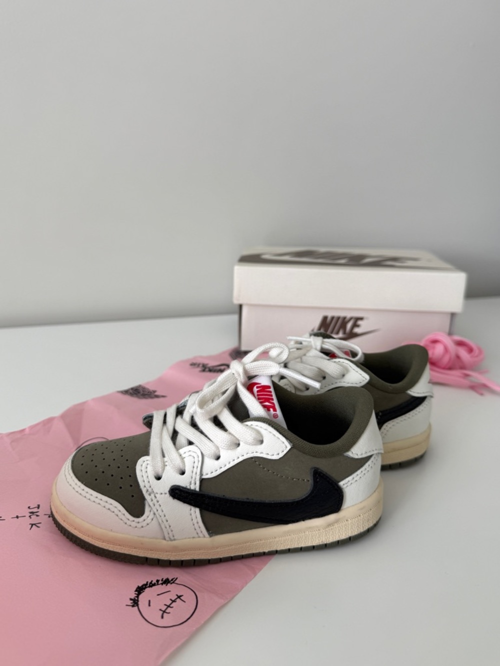 Air Jordan 1 Low Retro Travis Scott Medium Olive TD 7C
